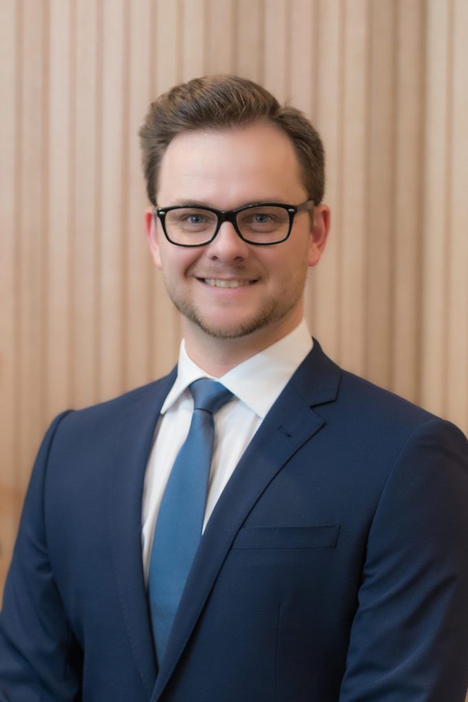 Best Corporate Lawyer in Gold Coast Lawyer Source